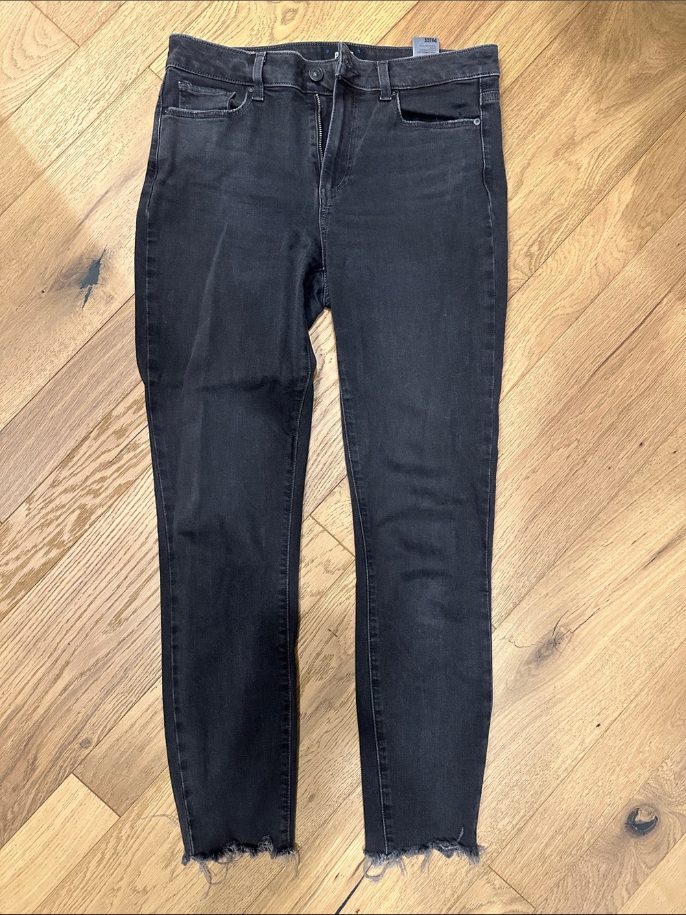 PAIGE  Hoxton Black High-Rise Ankle Skinny Jeans with Raw Hem